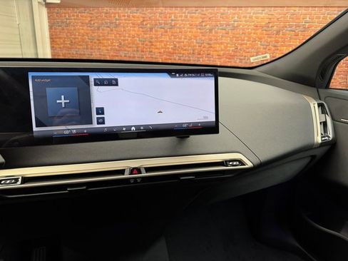 New 2026 BMW iX xDrive60 w/ Premium Package image 17