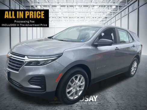 Used 2024 Chevrolet Equinox LS image 1
