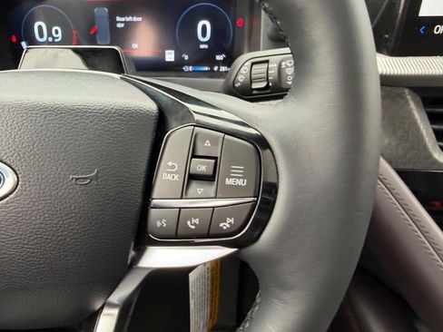 New 2026 Ford Explorer Platinum RWD image 17