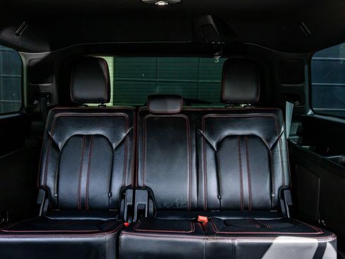 Used 2019 Ford Expedition Limited w/ Equipment Group 303A RWD image 35