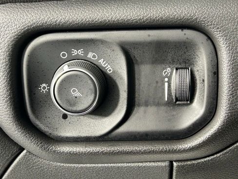 Used 2024 RAM 3500 Tradesman image 27