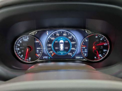 Used 2018 GMC Acadia Denali w/ Technology Package AWD/4WD image 27