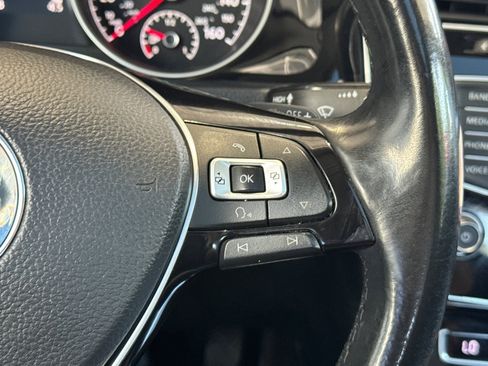Used 2015 Volkswagen Golf SEL w/ Lighting Package (SEL) FWD image 32