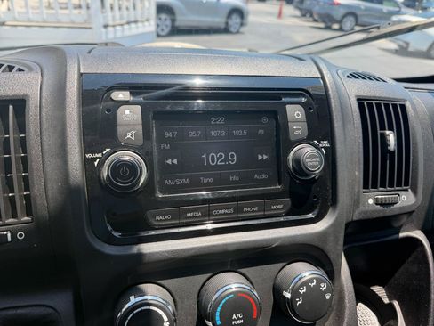 Used 2017 RAM ProMaster 2500 w/ Premium Appearance Group FWD image 11