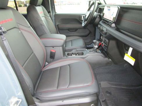 New 2026 Jeep Gladiator Rubicon image 18