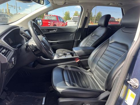 Used 2019 Ford Edge SEL w/ Equipment Group 201A AWD/4WD image 4