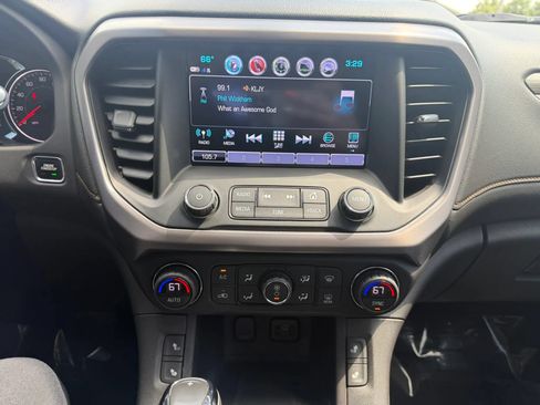 Used 2017 GMC Acadia SLE w/ Driver Alert Package I AWD/4WD image 24