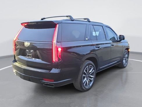 Certified 2021 Cadillac Escalade Sport Platinum image 3