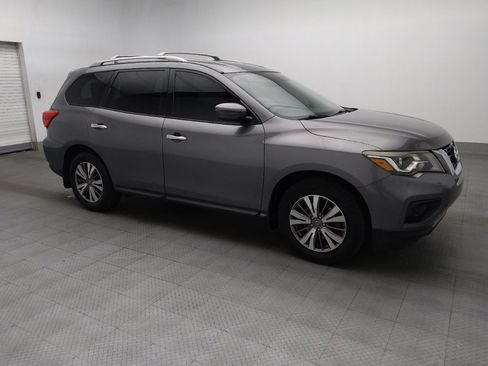 Used 2020 Nissan Pathfinder S FWD image 11