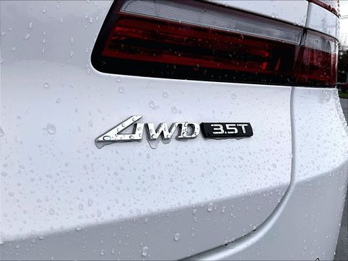 Used 2024 Genesis GV80 3.5T AWD/4WD image 35