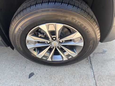 New 2026 Chevrolet Equinox LT w/ Safety and Technology Package FWD image 18