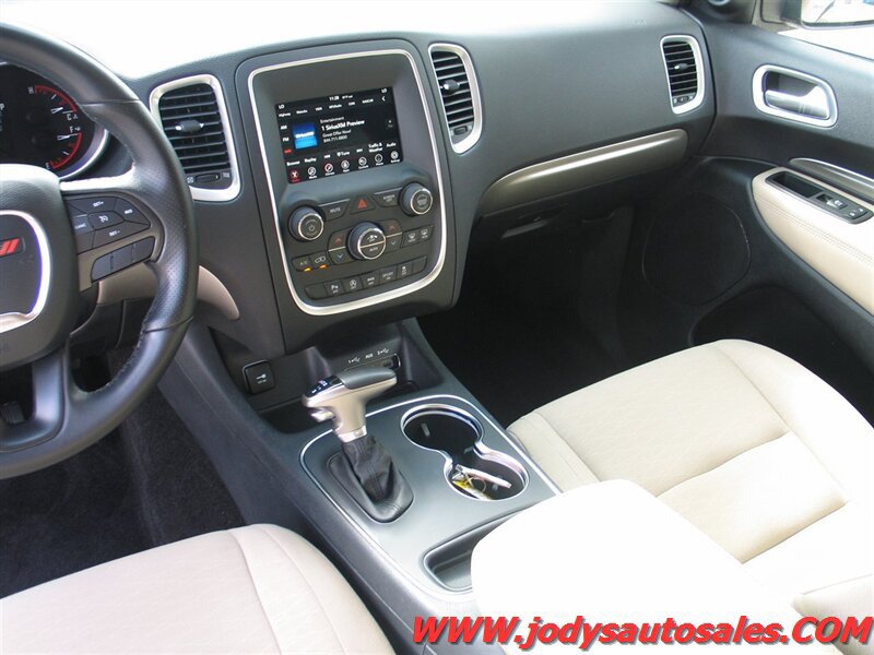 Used 2019 Dodge Durango SXT AWD/4WD image 7