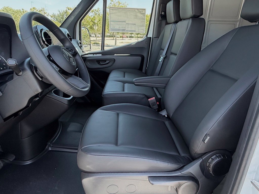 New 2026 Mercedes-Benz Sprinter 2500 image 21