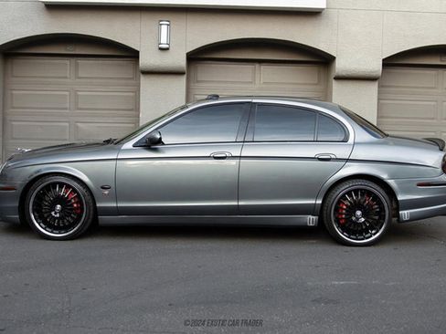 Used 2003 Jaguar S-TYPE R image 3