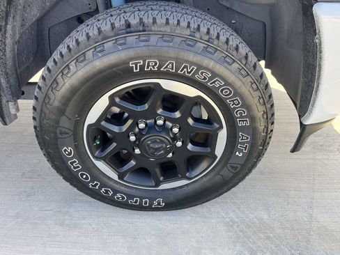 Used 2026 RAM 2500 Laramie AWD/4WD image 28