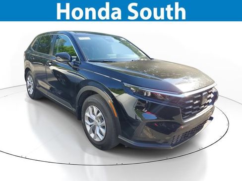 Used 2025 Honda CR-V LX image 1