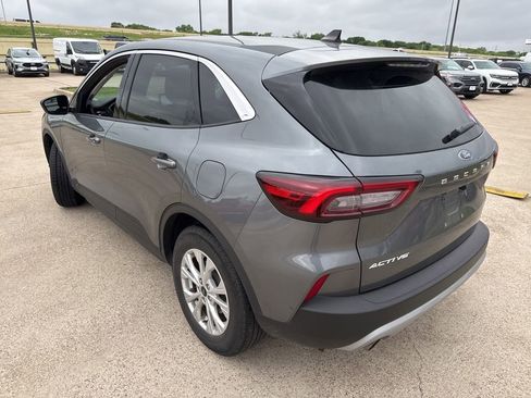 Used 2024 Ford Escape Active image 7