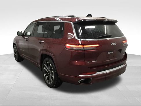 Used 2023 Jeep Grand Cherokee L Overland w/ Advanced Protech Group III image 15