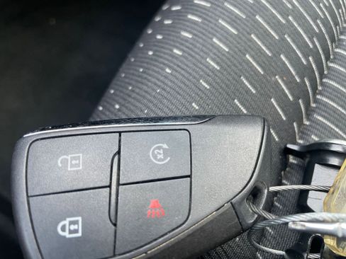 Used 2025 Chevrolet Equinox LT image 24