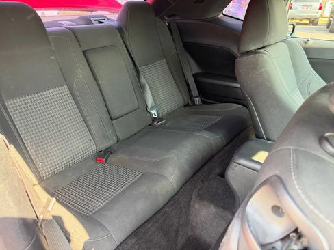 Used 2018 Dodge Challenger R/T RWD image 11