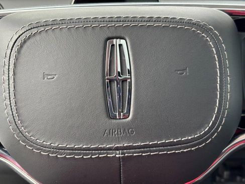 New 2025 Lincoln Navigator Reserve image 20