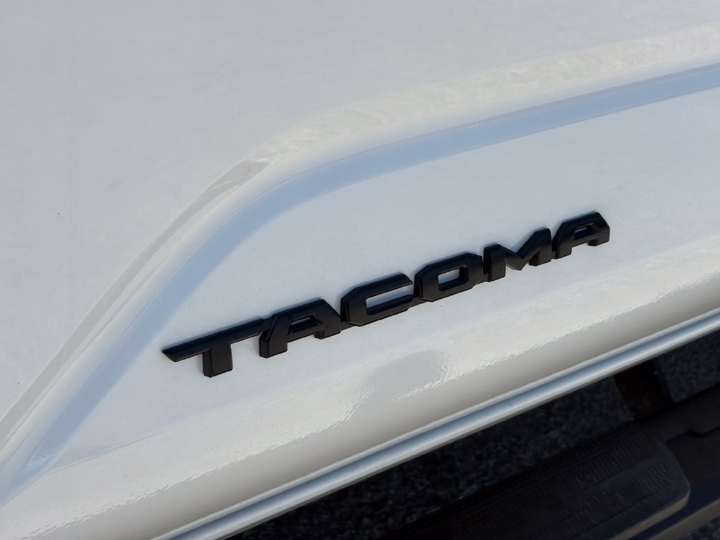 Used 2026 Toyota Tacoma TRD Sport AWD/4WD image 11