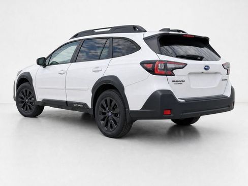 Used 2023 Subaru Outback Onyx Edition AWD/4WD image 3