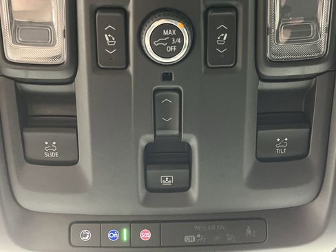 Certified 2024 GMC Yukon XL Denali w/ Advanced Technology Package AWD/4WD image 31