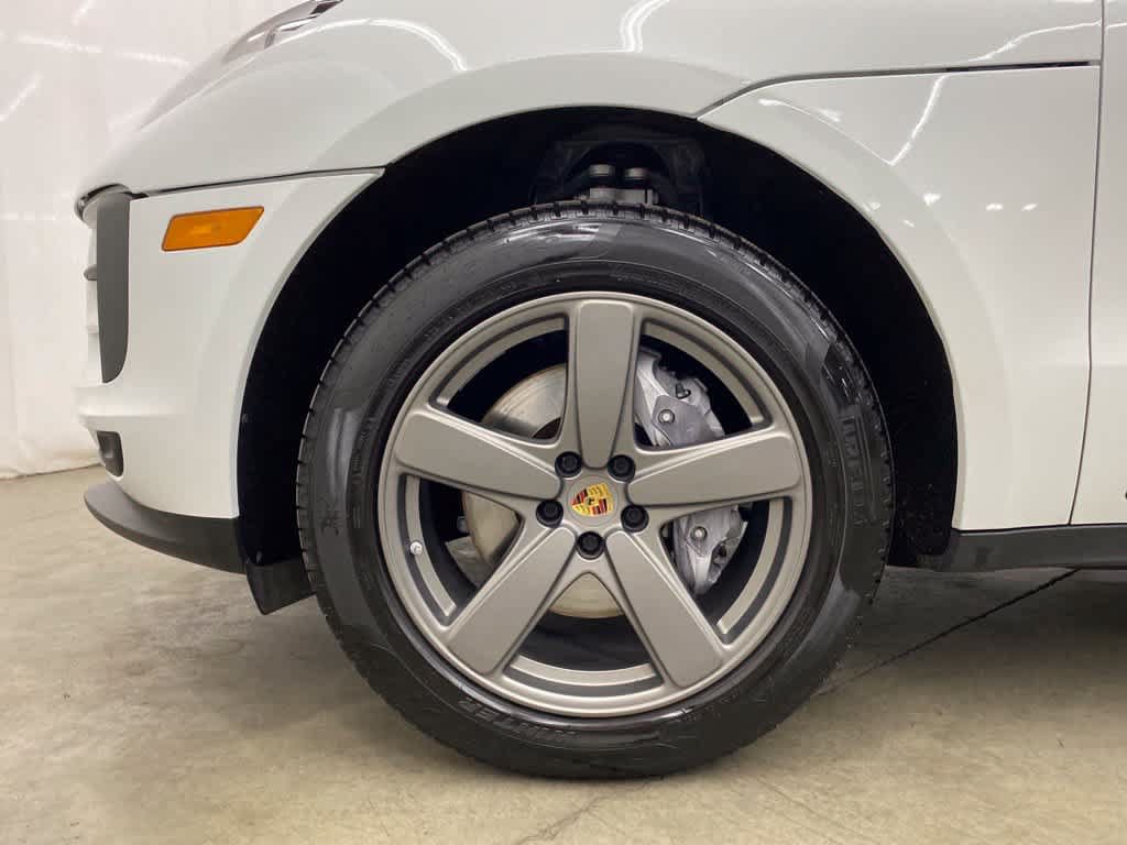 Used 2021 Porsche Macan AWD/4WD image 10