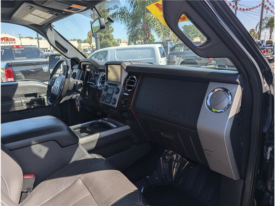 Used 2015 Ford F250 Lariat w/ Lariat Ultimate Package AWD/4WD image 12