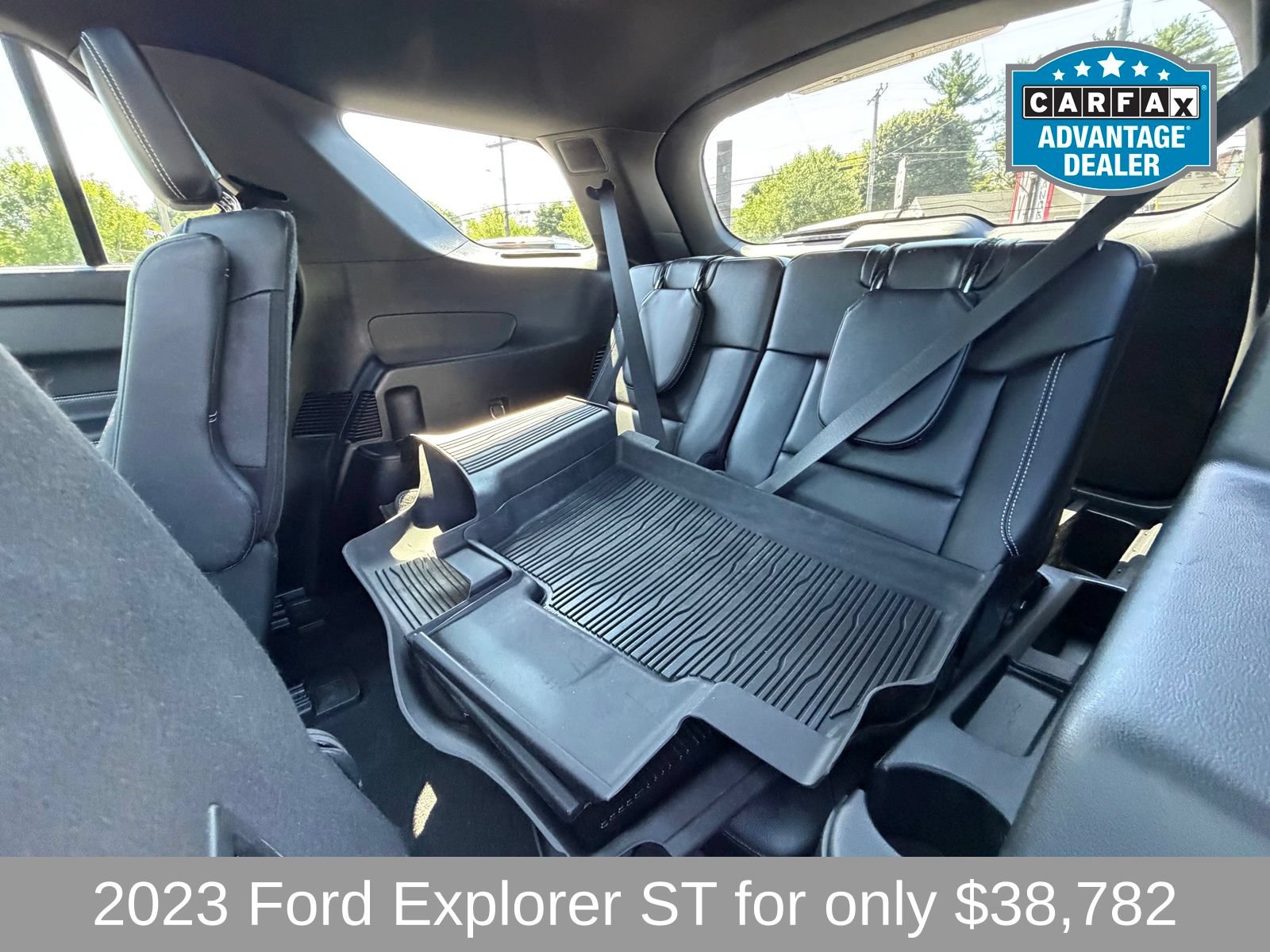 Used 2023 Ford Explorer ST w/ Equipment Group 401A AWD/4WD image 13
