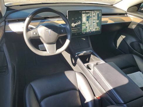 Used 2022 Tesla Model 3 Performance image 18