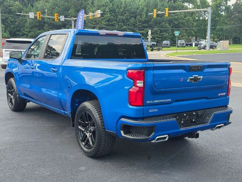 Used 2023 Chevrolet Silverado 1500 RST w/ Z71 Off-Road Package AWD/4WD image 4