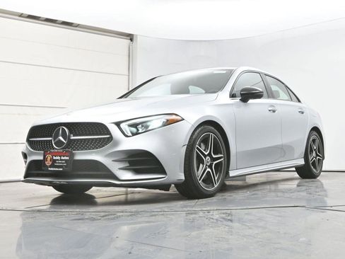 Used 2020 Mercedes-Benz A 220 4MATIC image 33