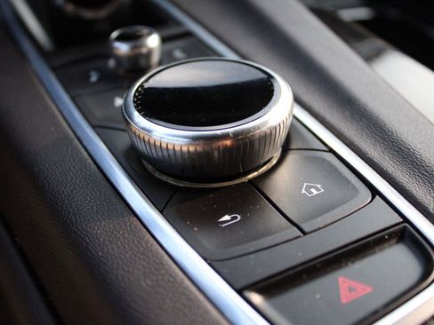 Used 2021 Cadillac Escalade Sport w/ Driver Assist Tech Package image 23