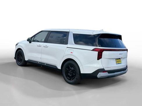 New 2026 Kia Carnival image 3