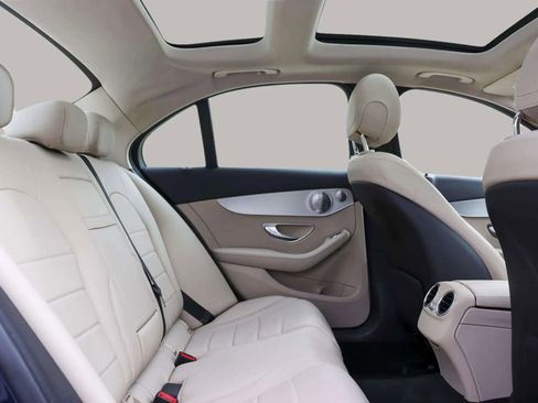 Used 2016 Mercedes-Benz C 300 Sedan image 34