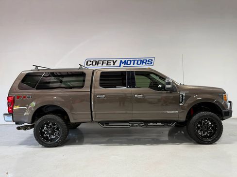 Used 2017 Ford F350 King Ranch w/ King Ranch Ultimate Package AWD/4WD image 7