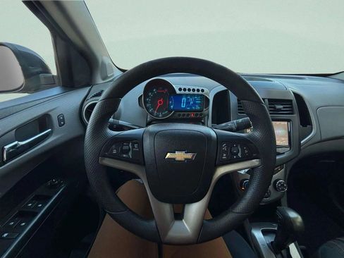 Used 2016 Chevrolet Sonic LT image 18