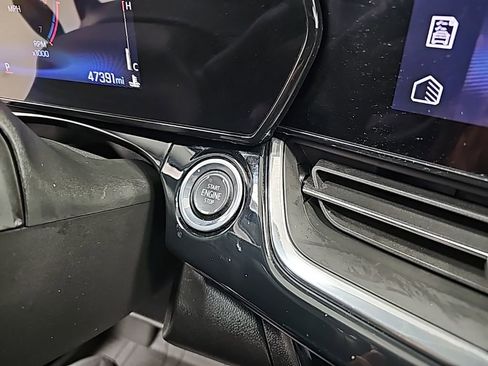 Used 2024 Chevrolet Trax ACTIV w/ Driver Confidence Package image 23