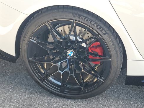 Used 2025 BMW M3 Competition image 13