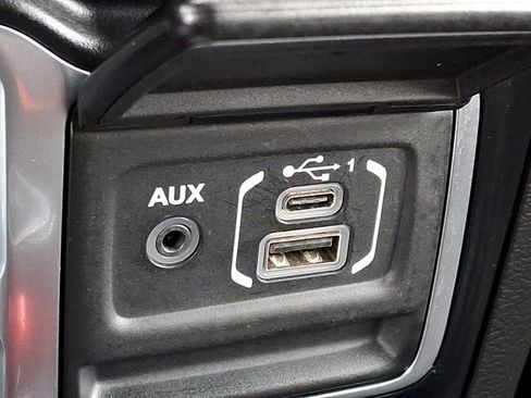 Used 2022 Jeep Wrangler Unlimited Rubicon w/ Steel Bumper Group AWD/4WD image 33