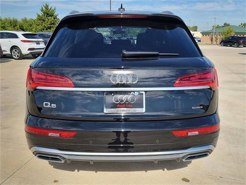 Certified 2025 Audi Q5 2.0T Premium Plus w/ Premium Plus Package image 6