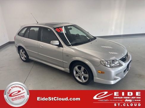 Used 2003 MAZDA Protege5 FWD image 1