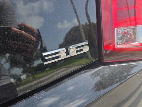 Used 2011 Cadillac CTS Coupe RWD image 35
