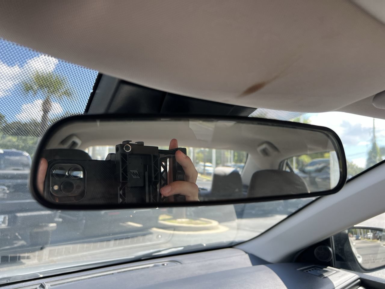 Used 2018 Toyota Corolla LE FWD image 27
