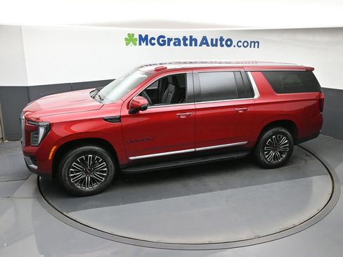New 2026 GMC Yukon XL Elevation image 21