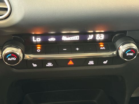 Certified 2023 MAZDA CX-30 AWD 2.5 S w/ Preferred Package image 17