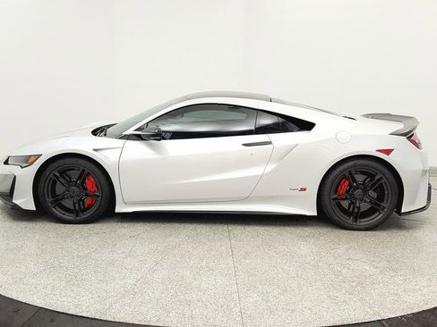 Used 2022 Acura NSX Type S image 2