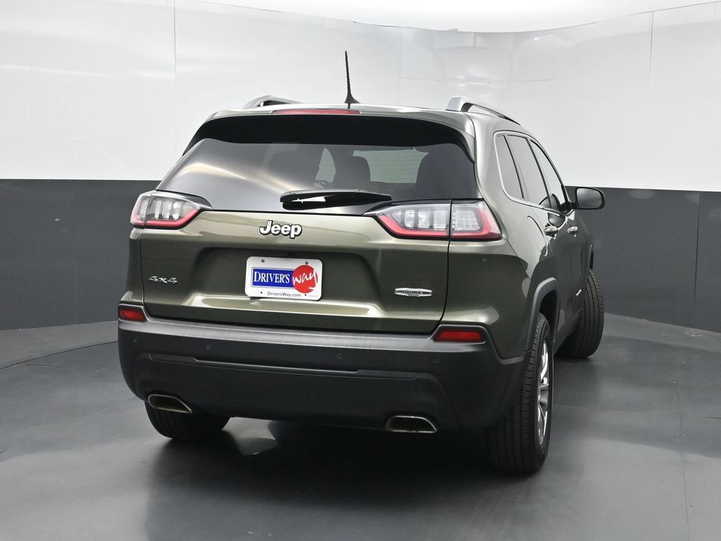 Used 2021 Jeep Cherokee Latitude Lux w/ Comfort/Convenience Group AWD/4WD image 39